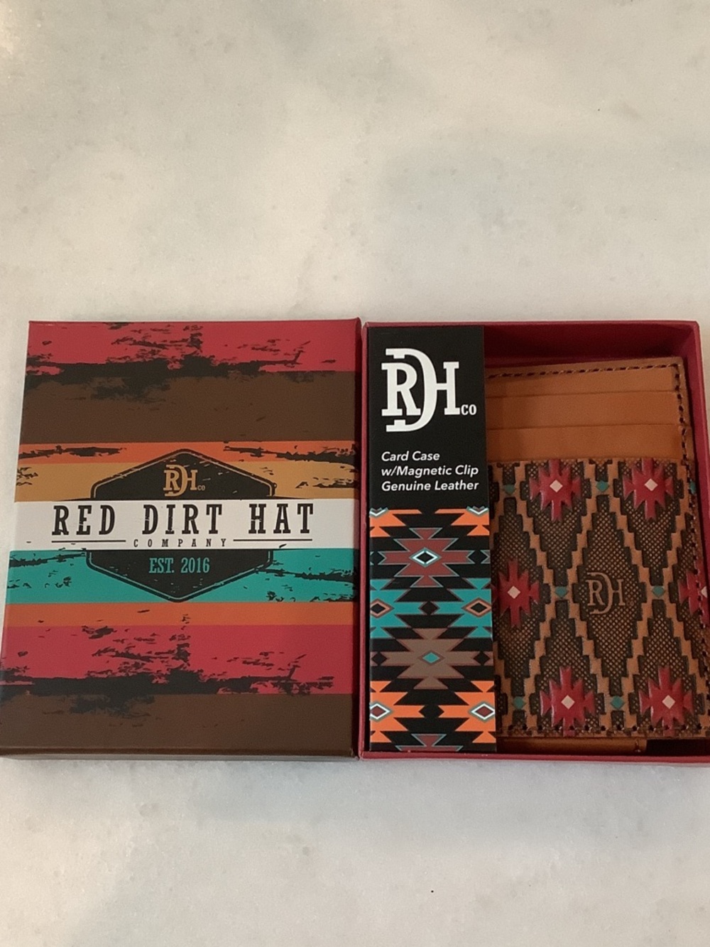 Red Dirt Hat Men's Tan Leather Card Case with Aztec Print, Brand New